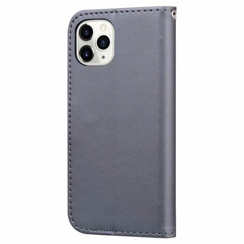 iPhone15 pro 手帳型 ケース 犬